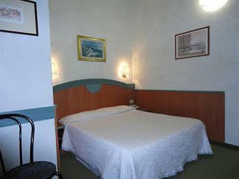 B&B Villa Primavera Pisa Esterno foto
